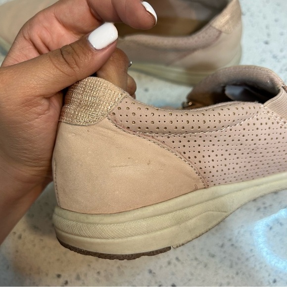 Earth Origins Elsie Pink Leather Slip On Casual Sneaker - Picture 5 of 11